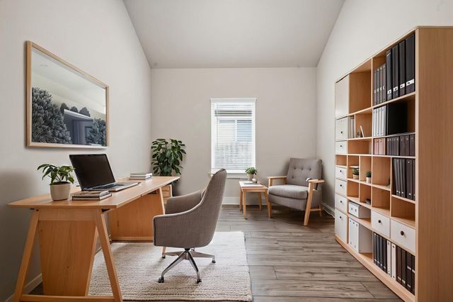 9727 Migrant Hawker Court, Conroe, TX 77385