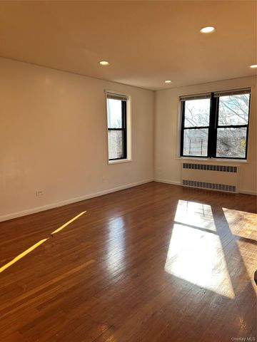 150-29 72 Rd 3L, Flushing, NY 11367