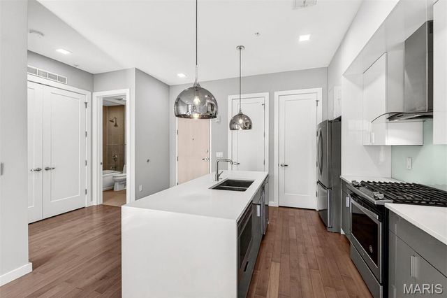 4101 Laclede Avenue 312, St Louis, MO 63108