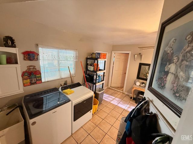 3804 Candlewood Drive, Bakersfield, CA 93306