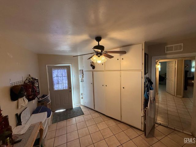 3804 Candlewood Drive, Bakersfield, CA 93306