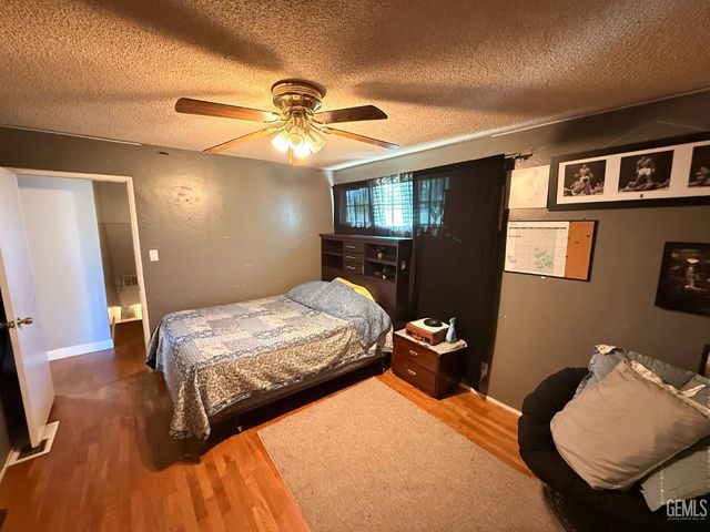 3804 Candlewood Drive, Bakersfield, CA 93306