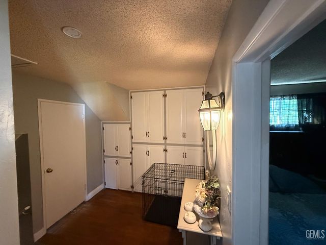 3804 Candlewood Drive, Bakersfield, CA 93306