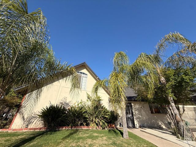 3804 Candlewood Drive, Bakersfield, CA 93306