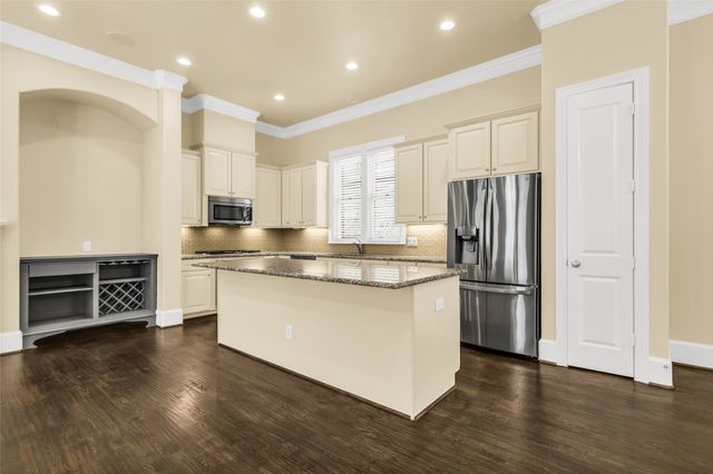 3581 Dunminster Court, Dallas, TX 75219