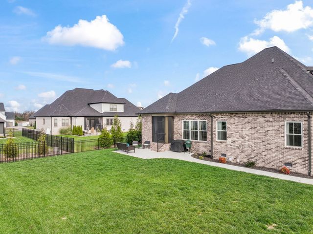 2706 Congress Dr, Murfreesboro, TN 37128
