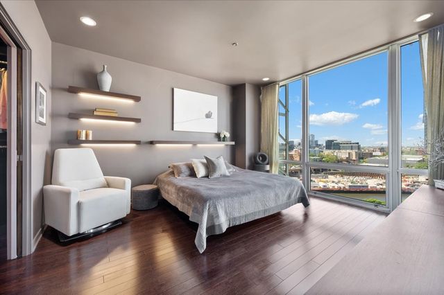653 N Kingsbury Street 1103, Chicago, IL 60654