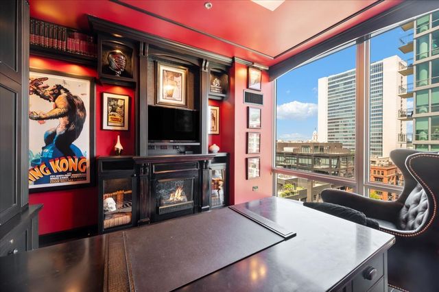 653 N Kingsbury Street 1103, Chicago, IL 60654