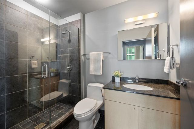 653 N Kingsbury Street 1103, Chicago, IL 60654