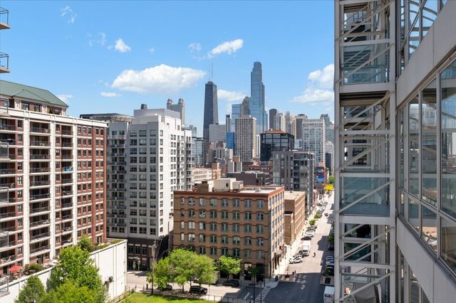 653 N Kingsbury Street 1103, Chicago, IL 60654