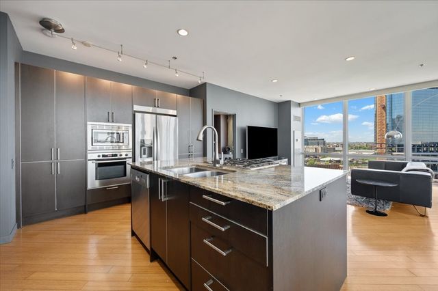 653 N Kingsbury Street 1103, Chicago, IL 60654