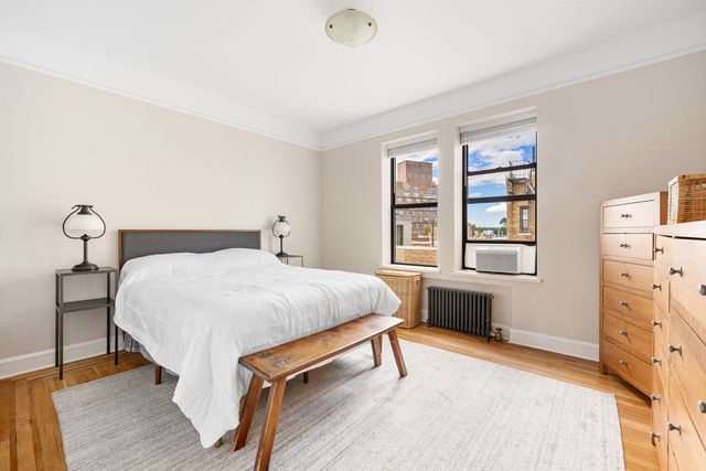860 W 181st St Apt 68, New York City, NY 10033