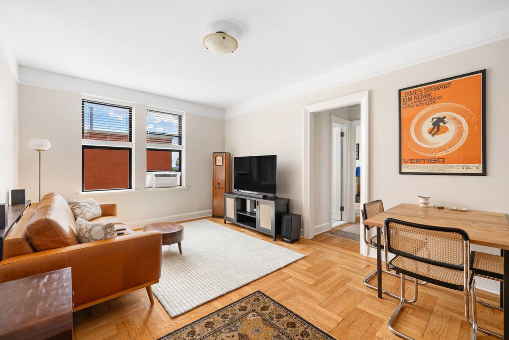 860 W 181st St Apt 68, New York City, NY 10033