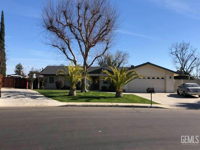 1304 Manning Street, Bakersfield, CA 93309