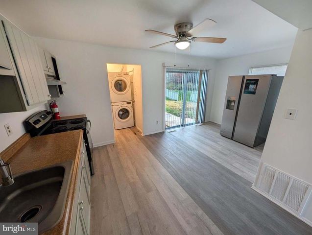 1521 CHARLESTOWN DR, Edgewood, MD 21040