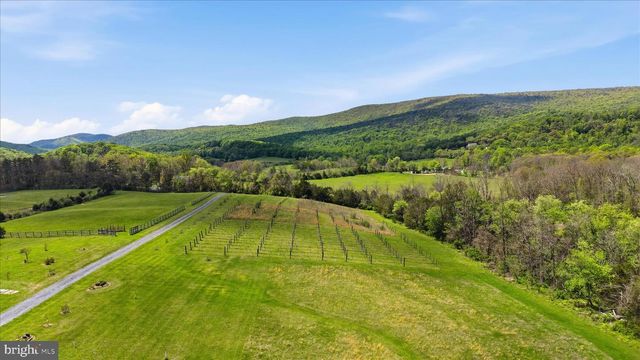 2121 S PIFER RD, Star Tannery, VA 22654