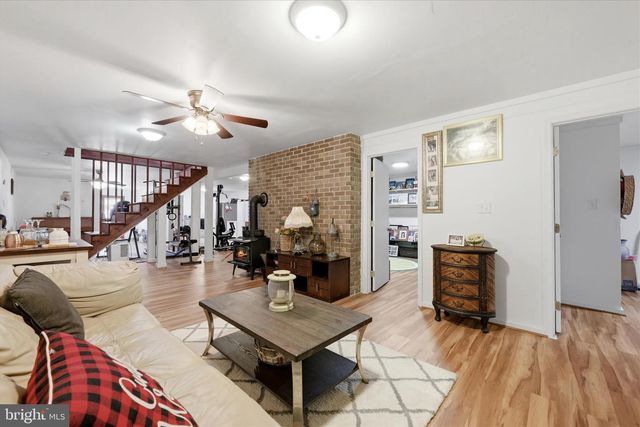 2121 S PIFER RD, Star Tannery, VA 22654