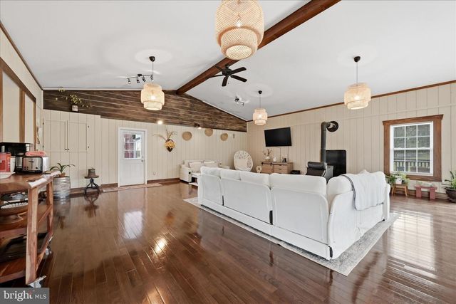2121 S PIFER RD, Star Tannery, VA 22654
