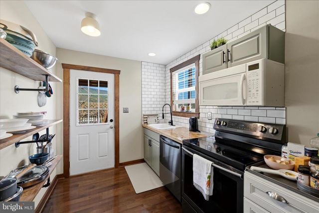 2121 S PIFER RD, Star Tannery, VA 22654