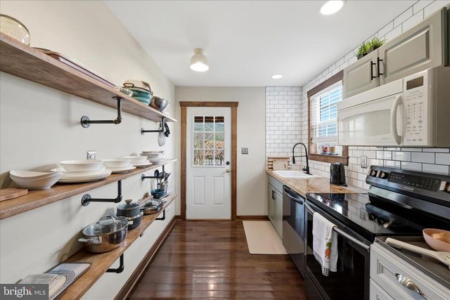 2121 S PIFER RD, Star Tannery, VA 22654
