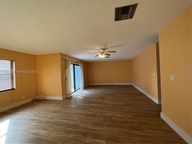 5170 Tennis Ln, Delray Beach, FL 33484