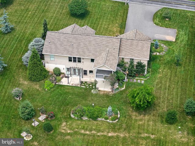 1720 RESERVOIR RD, Honey Brook, PA 19344