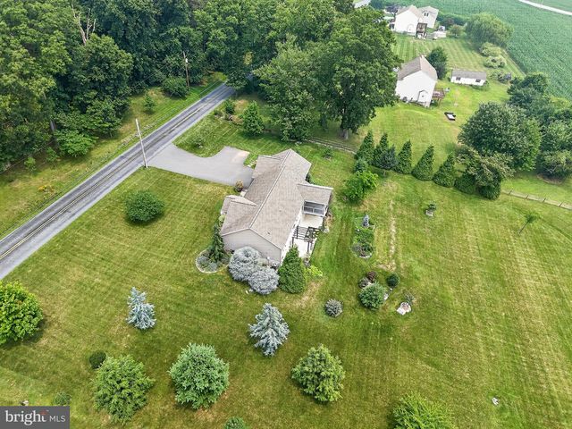 1720 RESERVOIR RD, Honey Brook, PA 19344