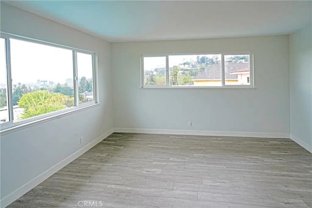 5226 Los Diegos Way, Los Angeles, CA 90027