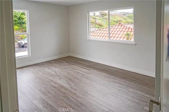 5226 Los Diegos Way, Los Angeles, CA 90027