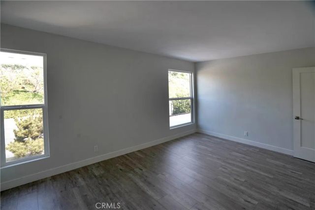 5226 Los Diegos Way, Los Angeles, CA 90027