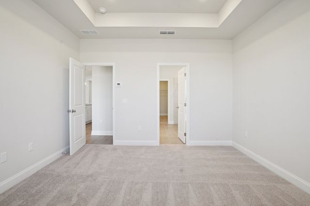 133 Dahlia Dr, La Vergne, TN 37086