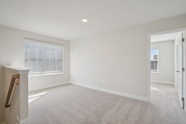 133 Dahlia Dr, La Vergne, TN 37086