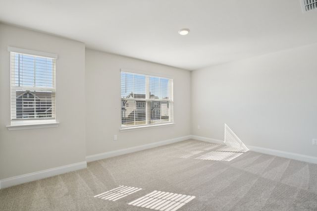 133 Dahlia Dr, La Vergne, TN 37086