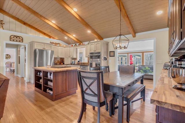 739 Lakeview St, Estill Springs, TN 37330