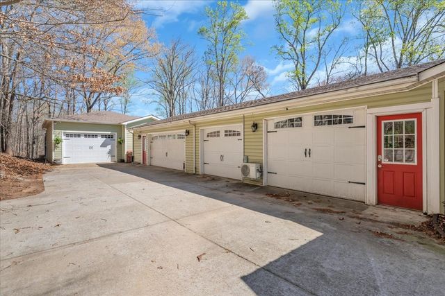 739 Lakeview St, Estill Springs, TN 37330