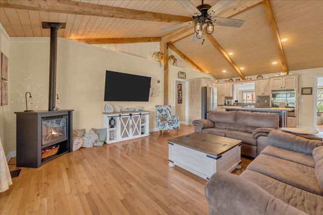 739 Lakeview St, Estill Springs, TN 37330