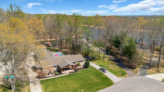 739 Lakeview St, Estill Springs, TN 37330