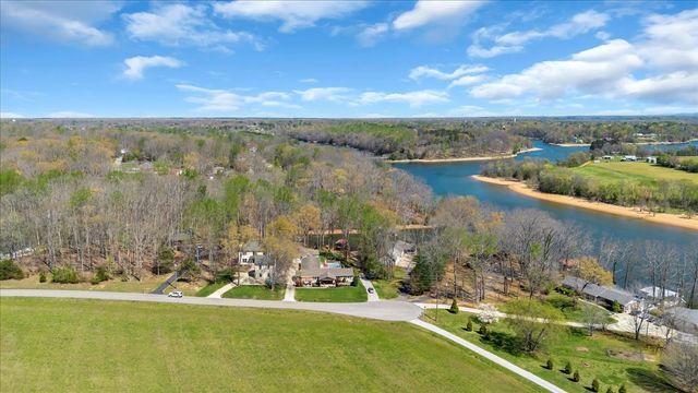 739 Lakeview St, Estill Springs, TN 37330