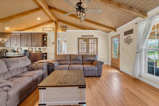 739 Lakeview St, Estill Springs, TN 37330