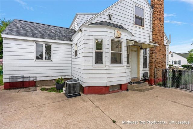1945 Delwood Avenue, Wyoming, MI 49509