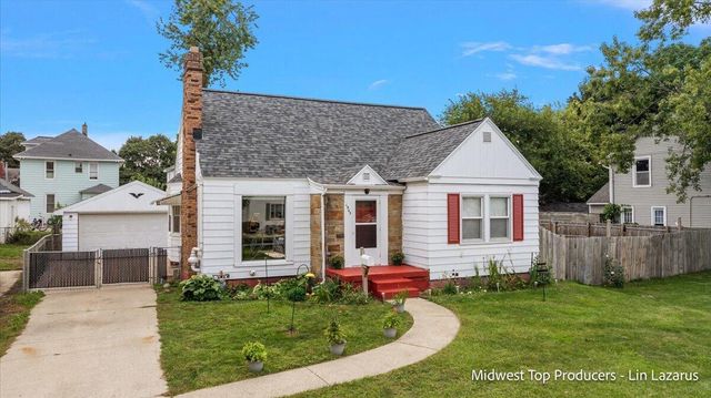 1945 Delwood Avenue, Wyoming, MI 49509