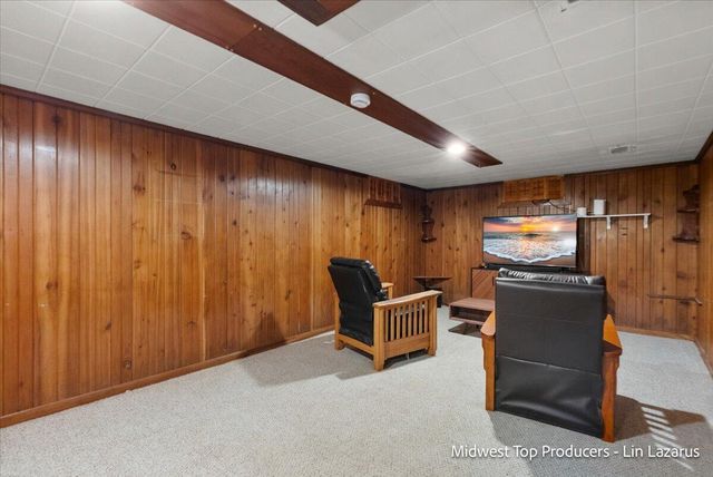 1945 Delwood Avenue, Wyoming, MI 49509