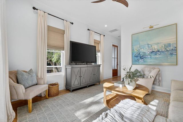 112 America Street, Charleston, SC 29403