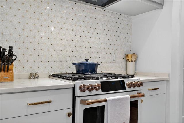 112 America Street, Charleston, SC 29403