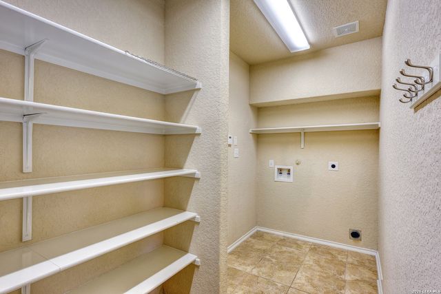 6343 Palmetto Way, San Antonio, TX 78253