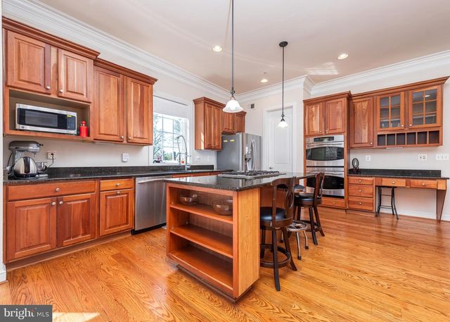17704 NEW HAMPSHIRE AVE, Ashton, MD 20861