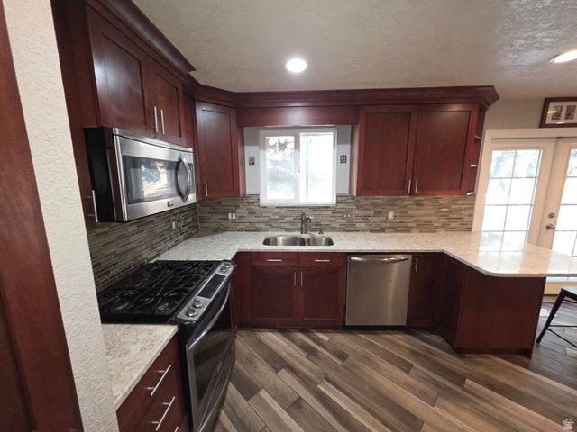 1366 COTTONWOOD DR, Centerville, UT 84014