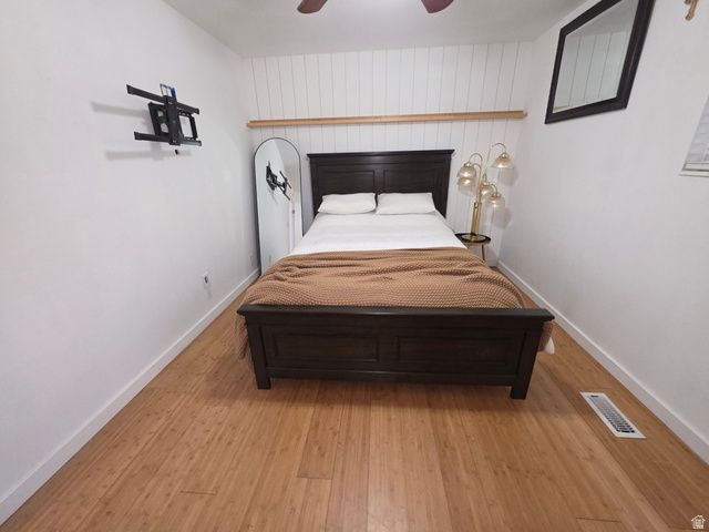 1366 COTTONWOOD DR, Centerville, UT 84014