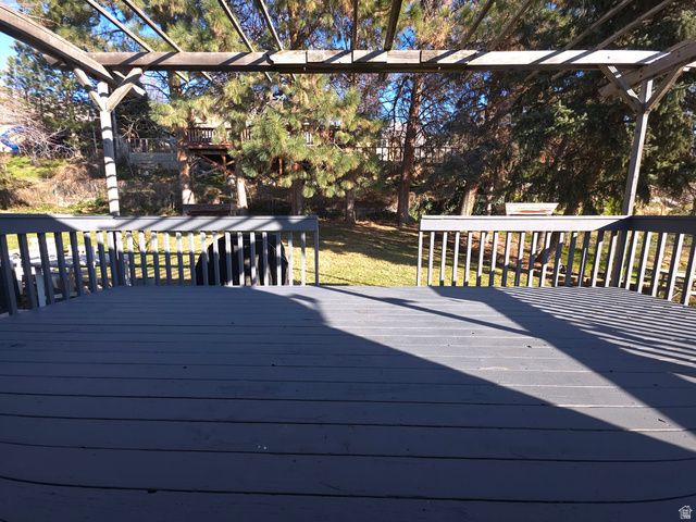 1366 COTTONWOOD DR, Centerville, UT 84014