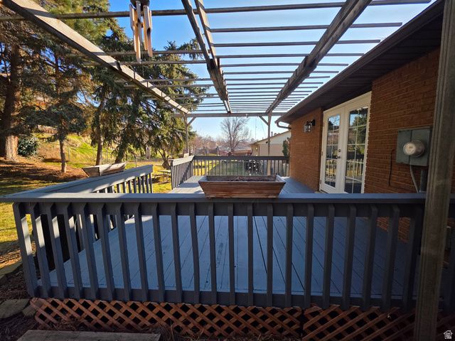 1366 COTTONWOOD DR, Centerville, UT 84014